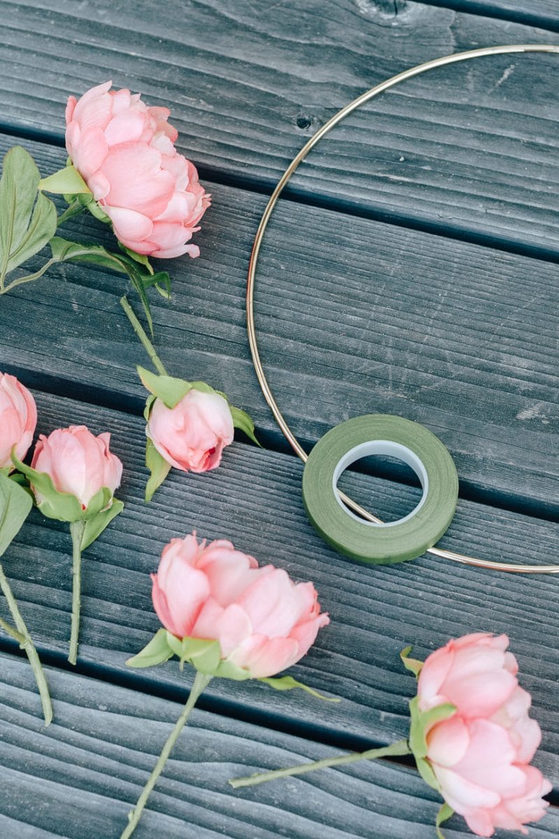 Beautiful DIY Hoop Wreath for Summer - DecorHint Materials needed for a hoop wreath