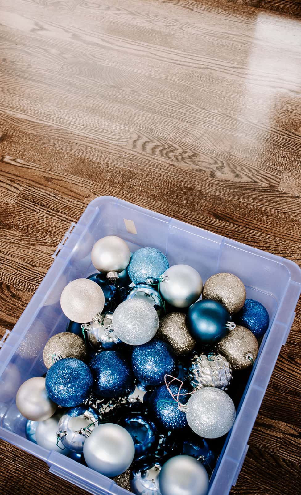 How To Pack Away Christmas Ornaments Decorhint