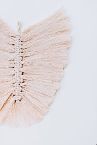 DIY Macrame Feathers - Easy Step By Step Guide - Decor Hint