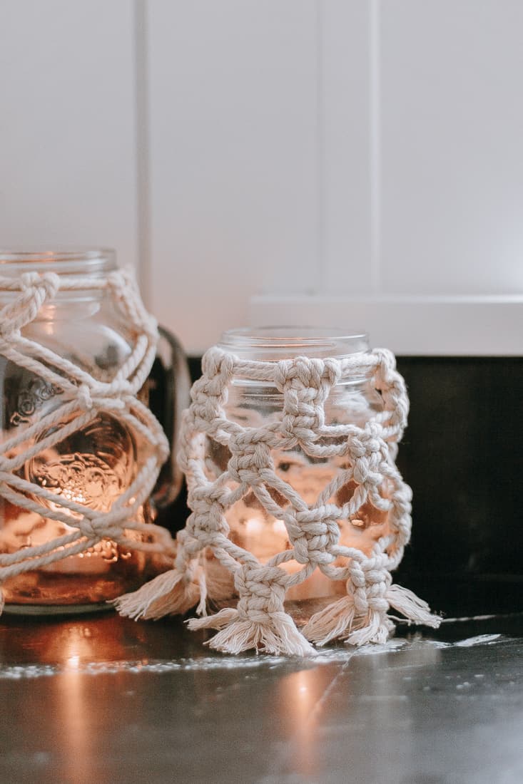 How To Create Pretty Macrame Mason Jars