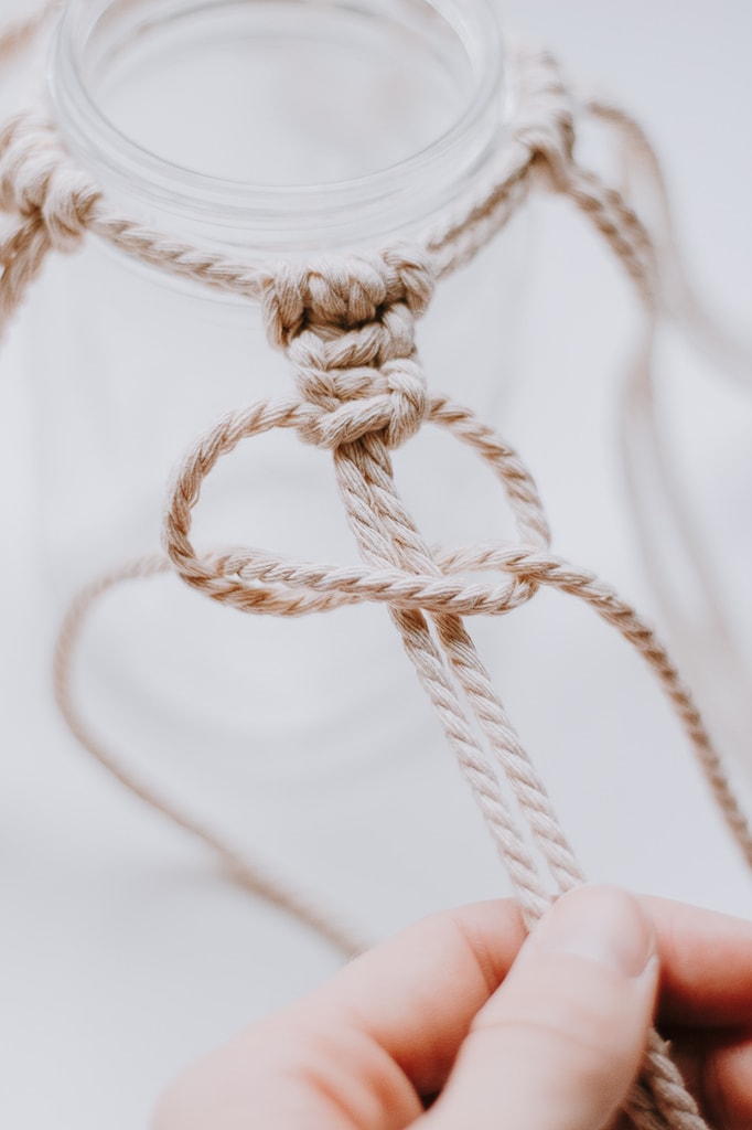 How To Create Pretty Macrame Mason Jars