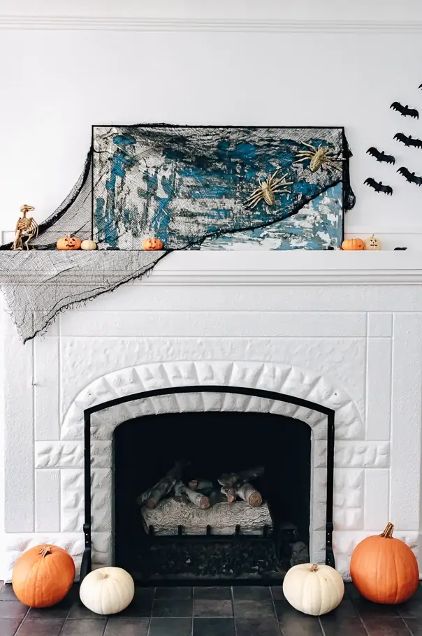21 Halloween decor Ideas to Unleash your Creativity - Decor Hint Halloween Mantel Decorating ideas 1 - Decor Hint