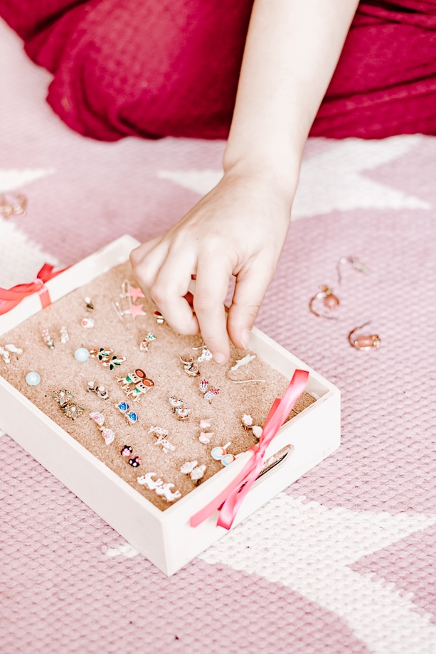 diy post earring holder