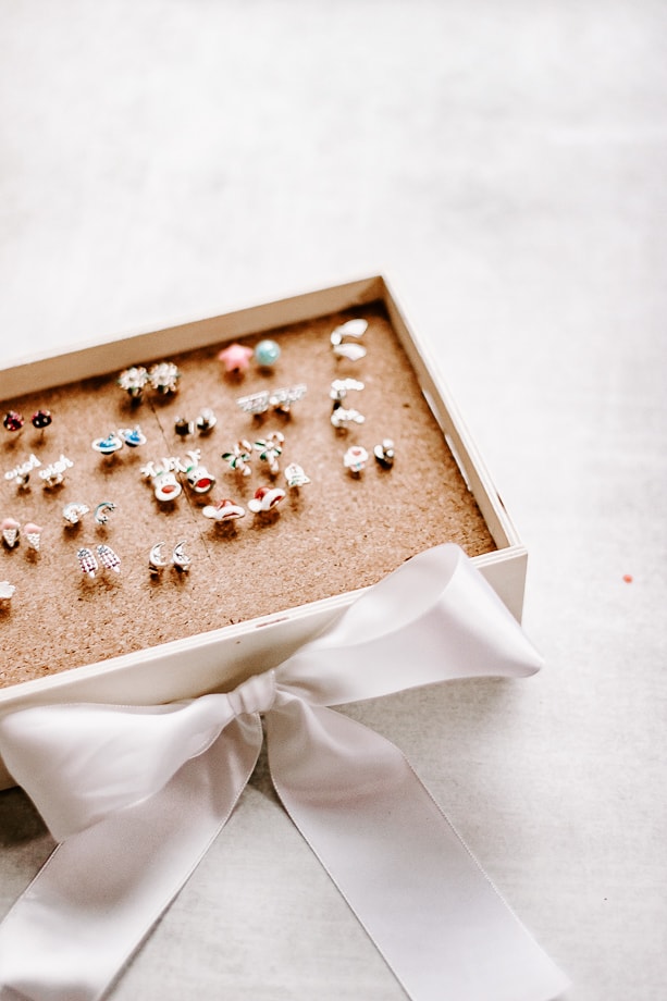 cork earring holder