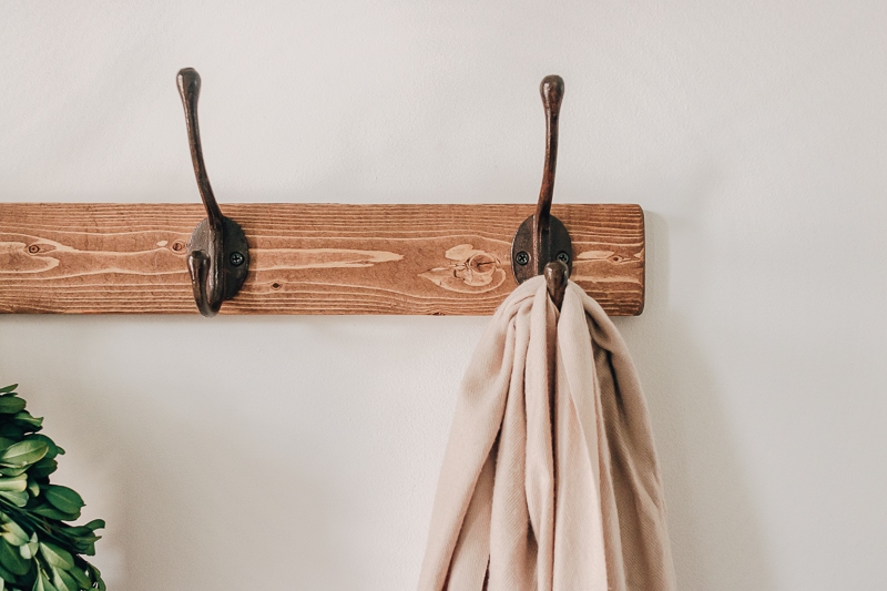 Rustic Farmhouse Style Coat Rack