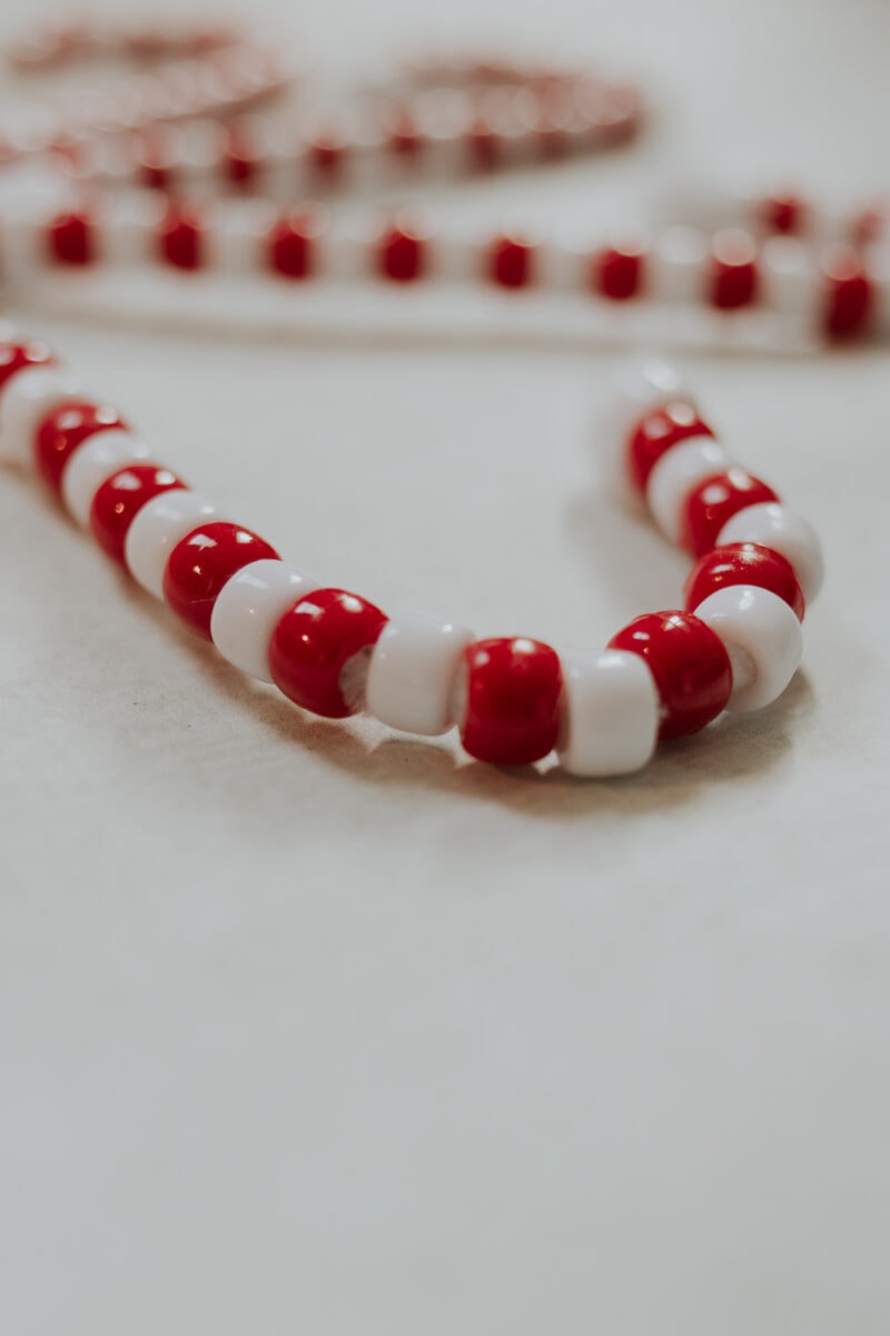 photo of pipe cleaner candy canes - how to make pipe cleaner candy canes for the Holidays