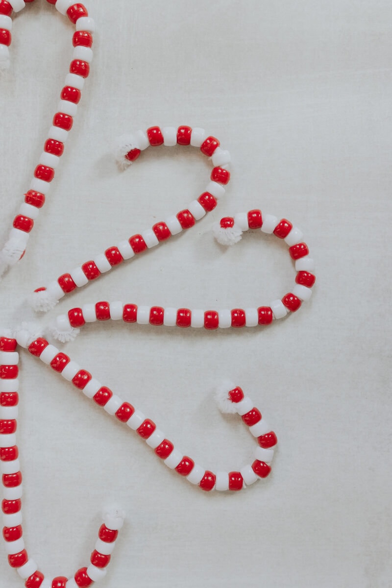Festive Pipe Cleaner Candy Canes Great Kids Craft! Decorhint