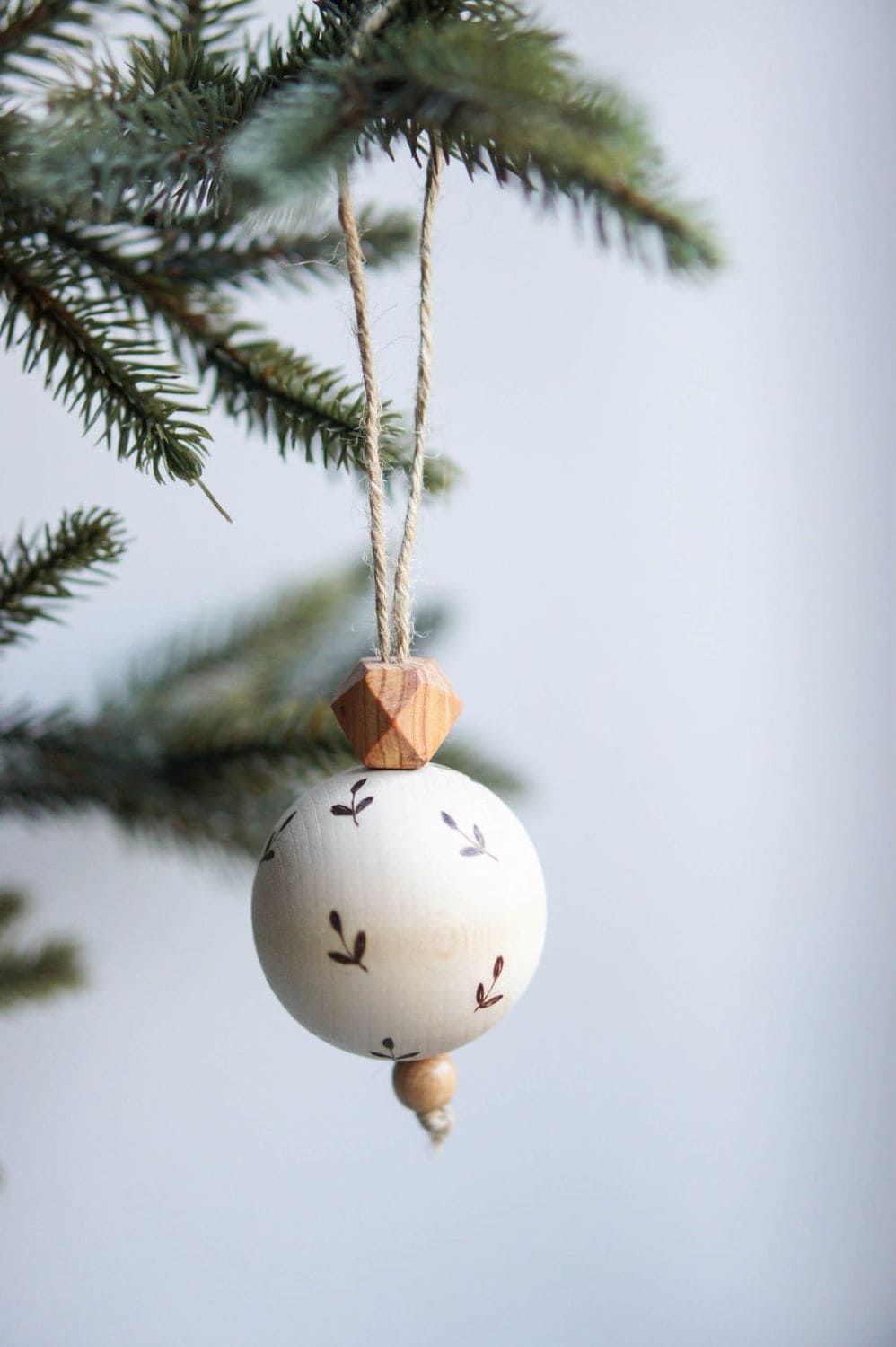 Scandinavian Christmas Ornaments - Decorhint