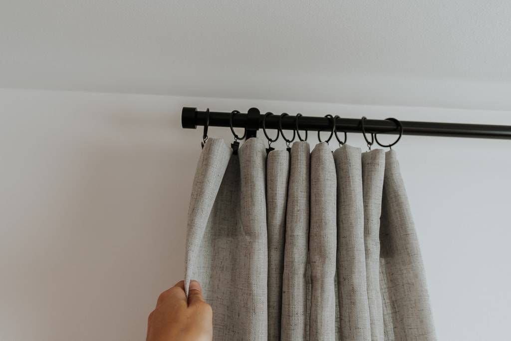 How To Use Curtain Clips For Awesome Looking Curtains