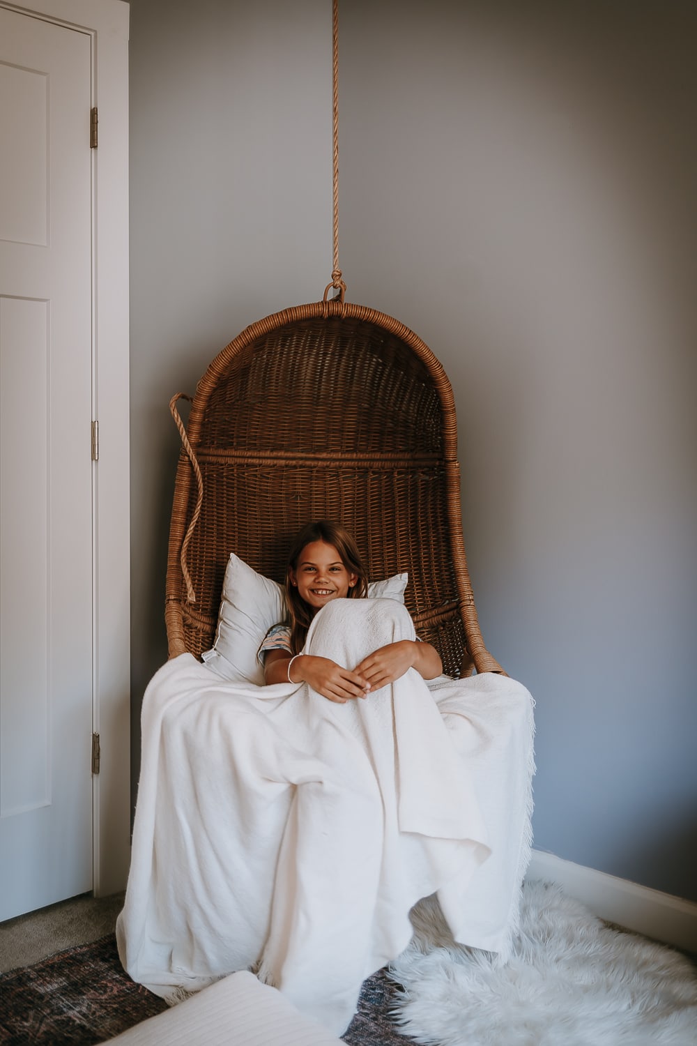 How to hang a online hanging chair from ceiling