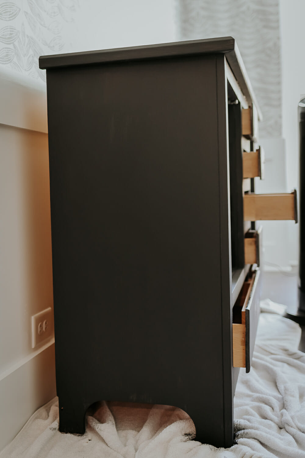 Rustoleum Milk Paint Review - is it worth it? - DecorHint rustoleum milk paint review - coat 2
