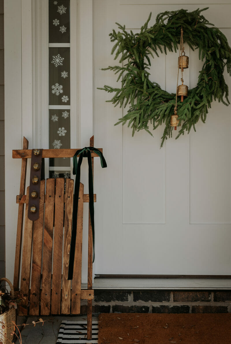 Easy DIY Wooden Sleigh Decoration