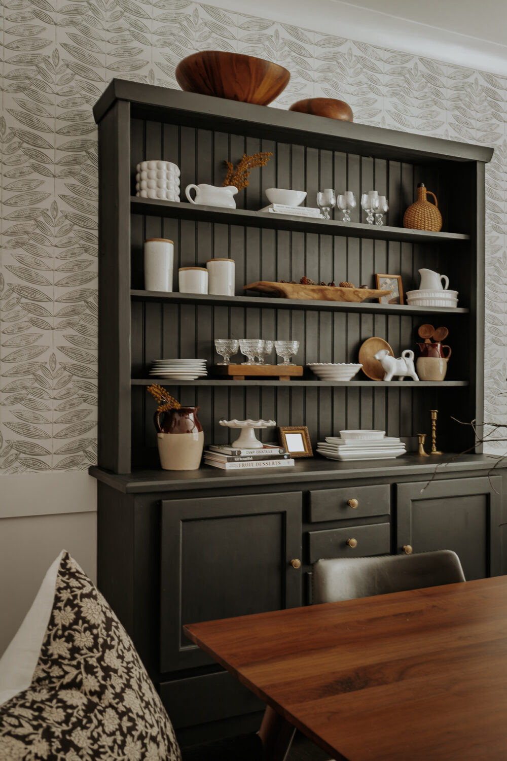 Dining Room Hutch 10 1000x1500 