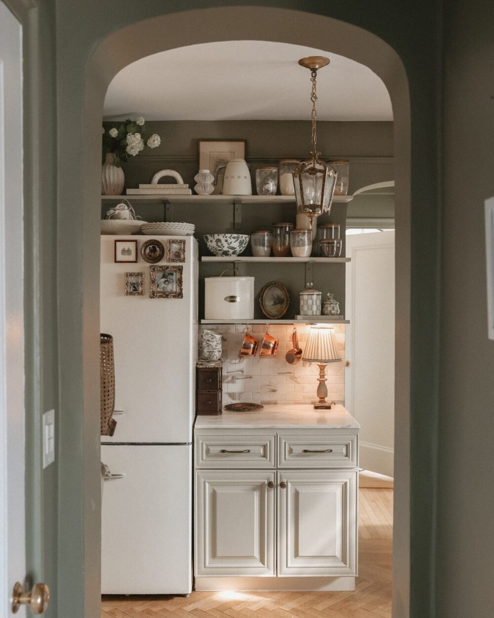 Have you Considered a Table Lamp on your Kitchen Counter? - Decor Hint pretty in the pines