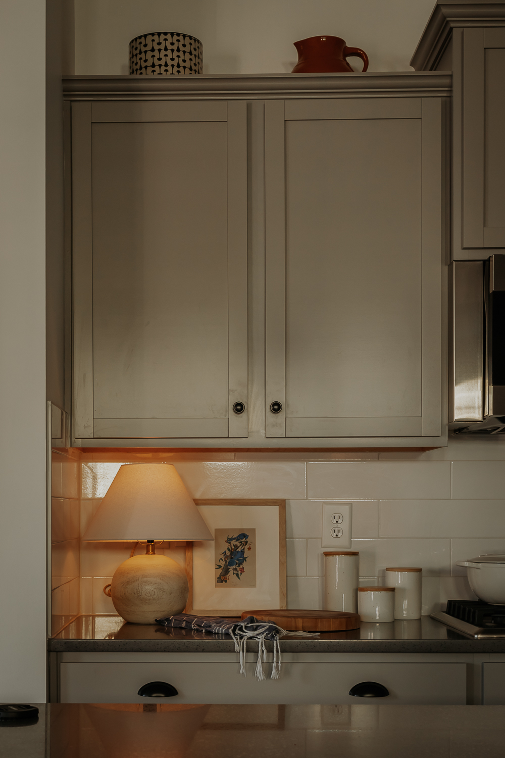 Have you Considered a Table Lamp on your Kitchen Counter? - Decor Hint Table Lamps on Kitchen Counters - yes or no?