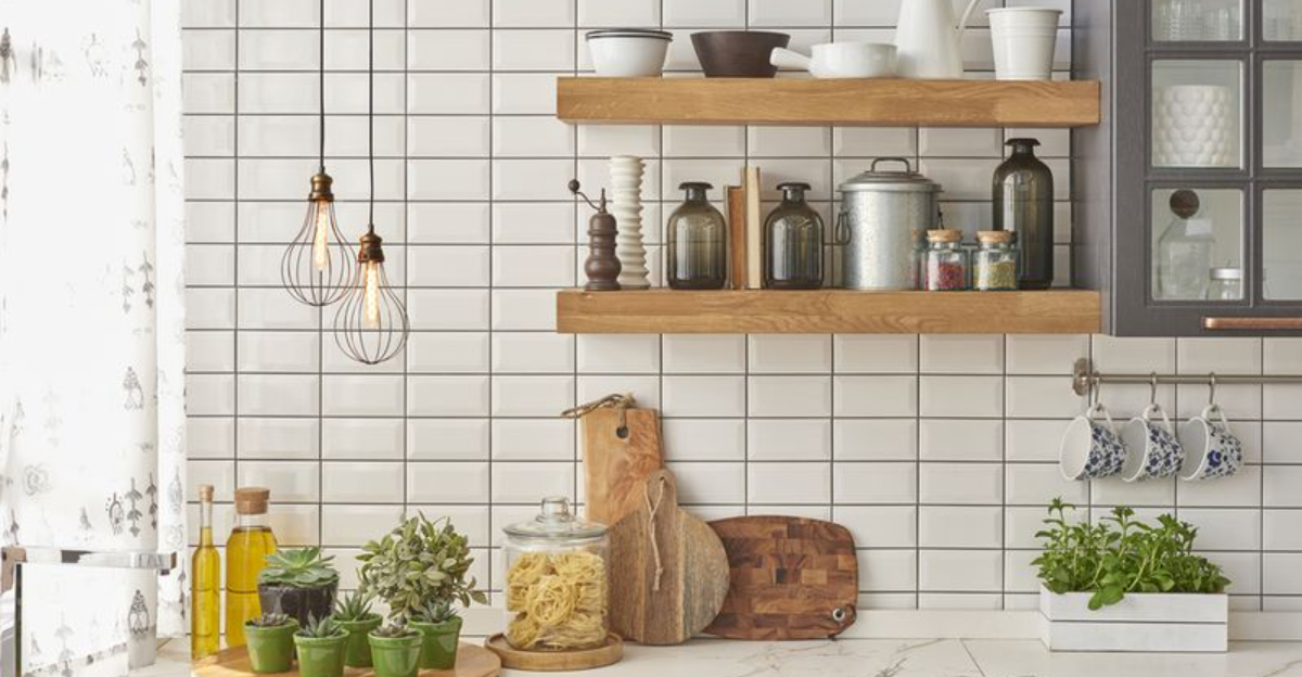 Design Experts Reveal: 10 Kitchen Turn-Offs Seen In California Homes - Decor Hint 10 Design Experts Reveal 10 Kitchen Turn Offs Seen In California Homes - Decor Hint