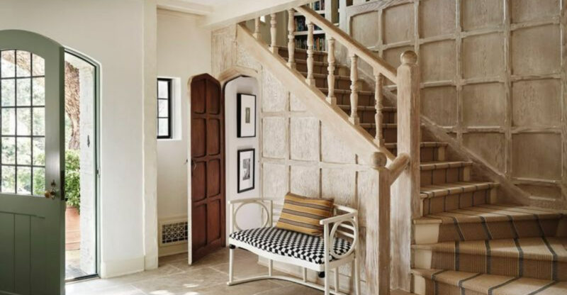 10 Items Interior Designers Always Tell Their Clients To Get Rid Of And 10 They Say You Can Keep