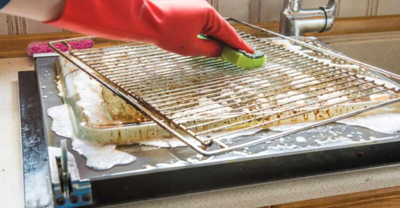 10 Natural Ways To Clean Oven Racks Without Using Harsh Chemicals
