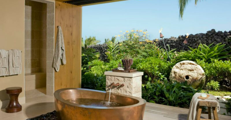 11 Backyards In Hawaii That Always Feel Like A Personal Escape