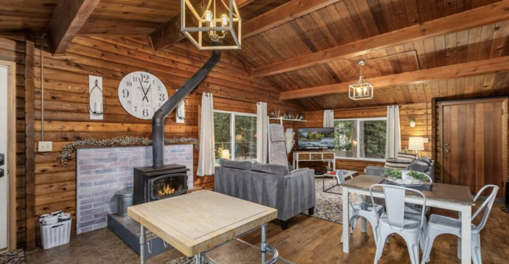 12 Cozy Washington Cabin Touches That Take You Back - Decor Hint
