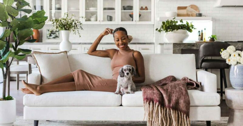 12 Interior Items Designers Say You Should Never Waste Money On (And 10 To Not Even Think About Buying)