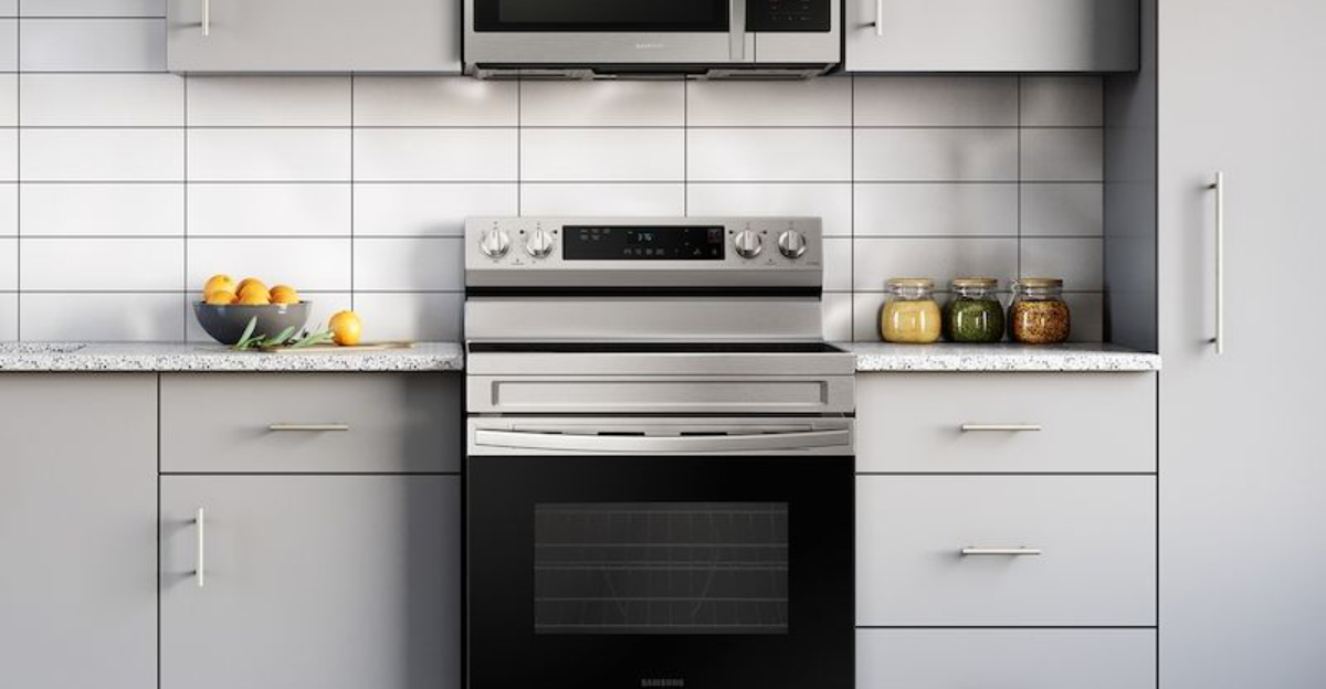22 Items Designers Say Make Your Kitchen Look Cheap - Decor Hint 22 Items Designers Say Make Your Kitchen Look Cheap - Decor Hint