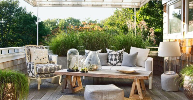 7 Coastal-Chic Porch Trends From South Carolina Beach Cottages