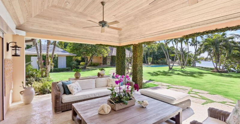 8 Backyard Design Moves That Make Florida Homes Feel Like Resorts