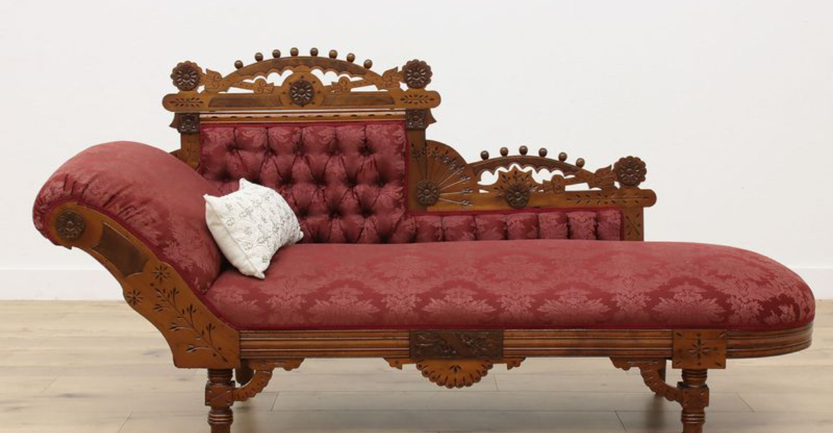 The 12 Most Overrated Antiques In 2025 (And What To Collect Instead) - Decor Hint The 12 Most Overrated Antiques In 2025 And What To Collect Instead - Decor Hint