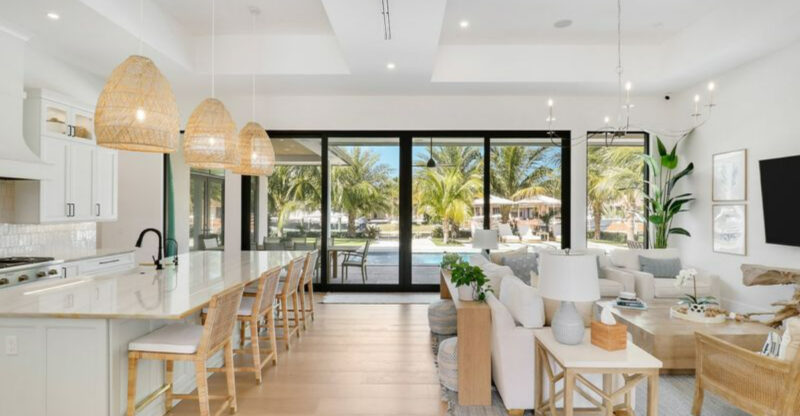 You’ll Spot These 10 Kitchen Layouts In Every Stylish California Home