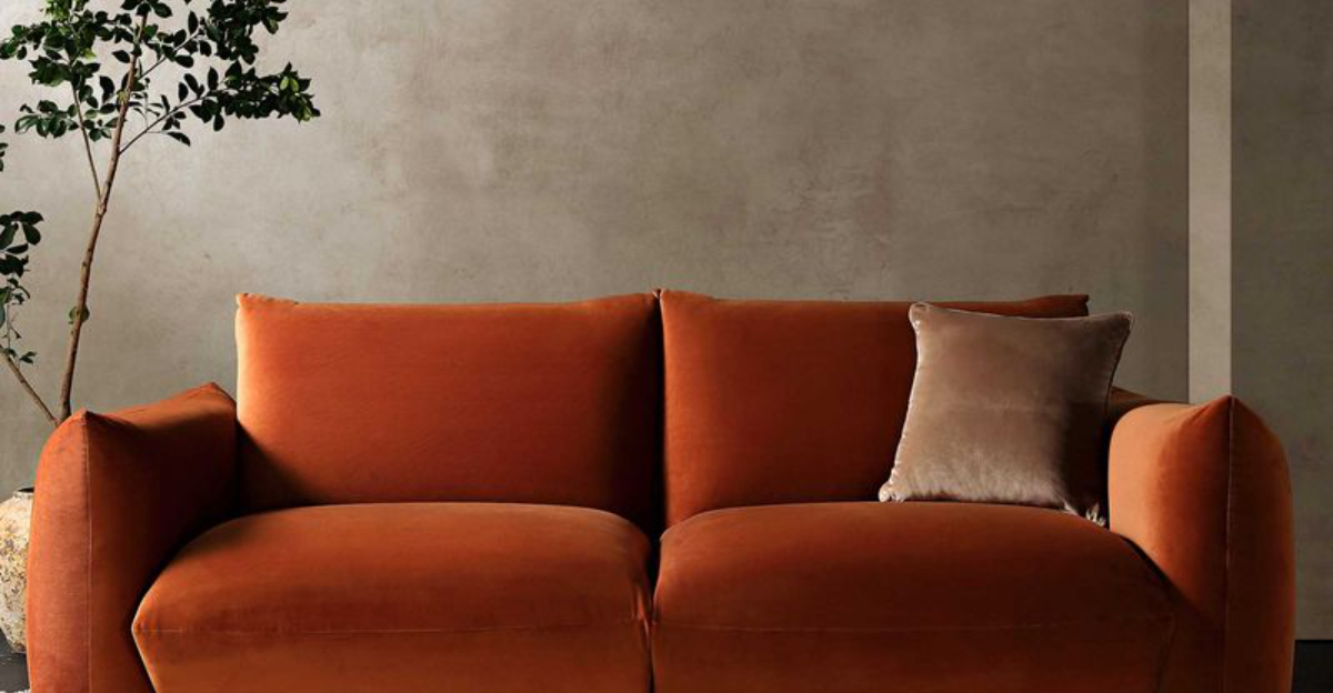 10 Sofa Shades Aging Silver Spring Homes Plus 10 Trendy Replacements - Decor Hint 10 Sofa Shades Aging Silver Spring Homes Plus 10 Trendy Replacements - Decor Hint