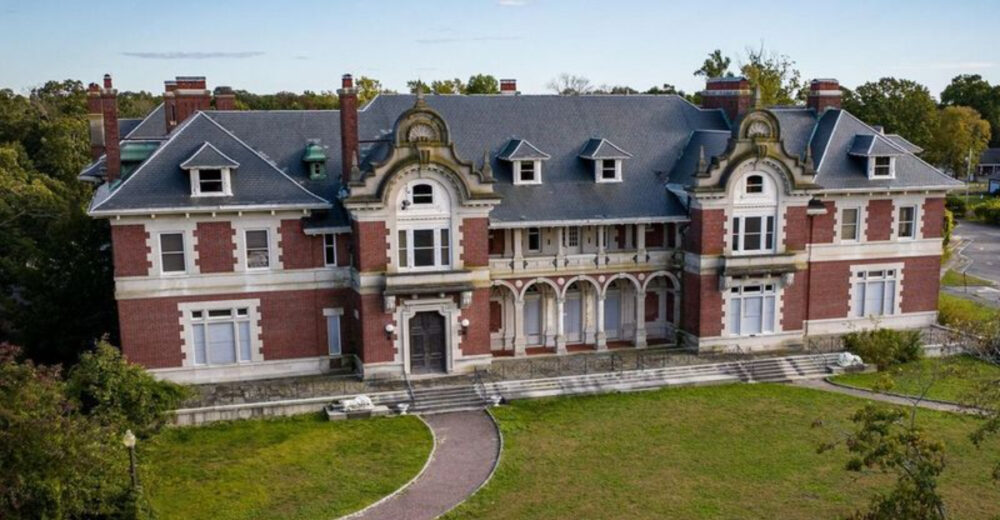 10 Stunning Vanderbilt Mansions We Believe Inspired Indios Most Iconic Estates - Decor Hint