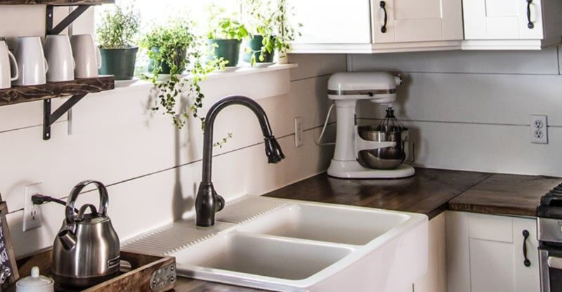 11 Simple Changes That Make A Small Kitchen Feel Spacious