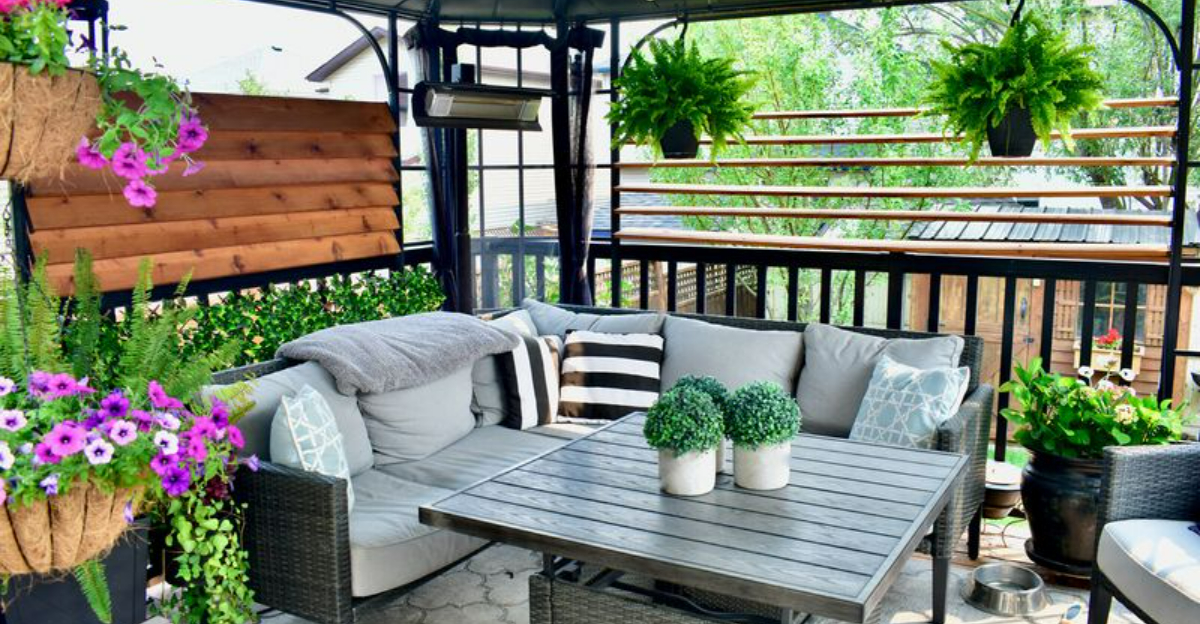 11 Weather-Smart Patio And Porch Ideas From Kansas Homes - Decor Hint 11 Weather Smart Patio And Porch Ideas From Kansas Homes - Decor Hint