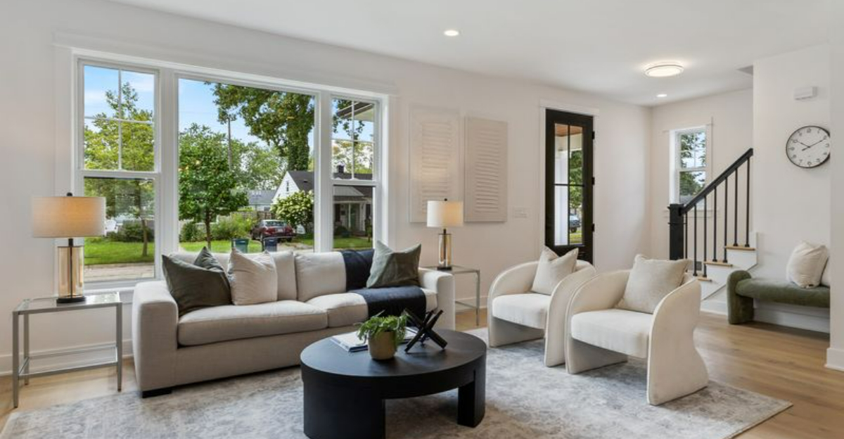 12 Things Home Stagers Do In 10 Minutes That Transform Any Room - Decor Hint