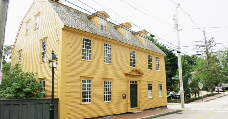 13 Timeless Facade Updates From Historic Boston Townhouses To Consider
