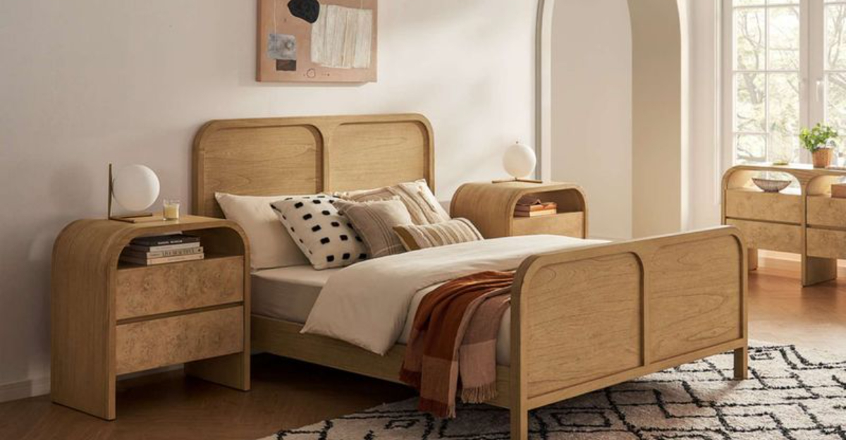 14 Classic American Home Looks That Are Rapidly Falling Out Of Favor - Decor Hint