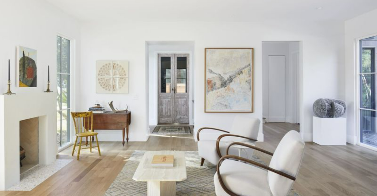 15 Tricks For Small Living Rooms That Interior Designers Swear By - Decor Hint 15 Tricks For Small Living Rooms That Interior Designers Swear By - Decor Hint