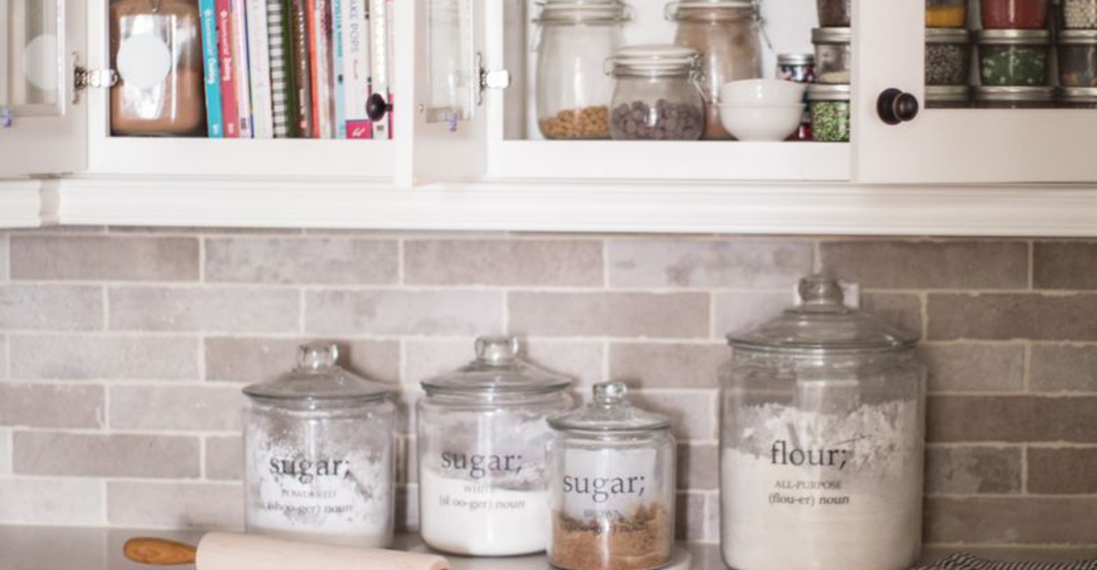 16 Kitchen Counter Decluttering Strategies - Decor Hint 16 Kitchen Counter Decluttering Strategies - Decor Hint
