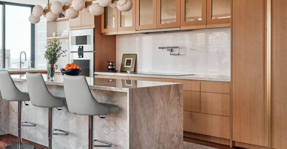 22 Design Moves New Yorkers Use To Modernize Wood Cabinets Before Painting - Decor Hint
