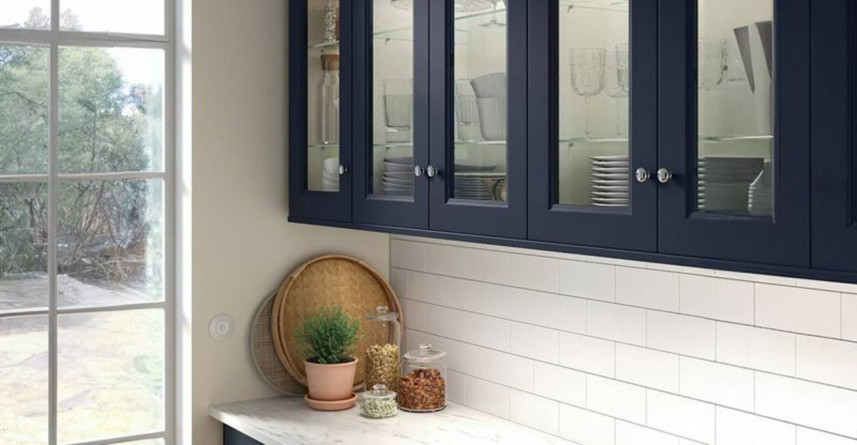 24 Ideas To Make Your Small Kitchen Feel Huge - Decor Hint