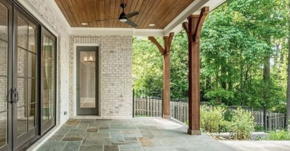 24 Screened In Porch Ideas That Will Make Your Home The Ultimate Retreat - Decor Hint