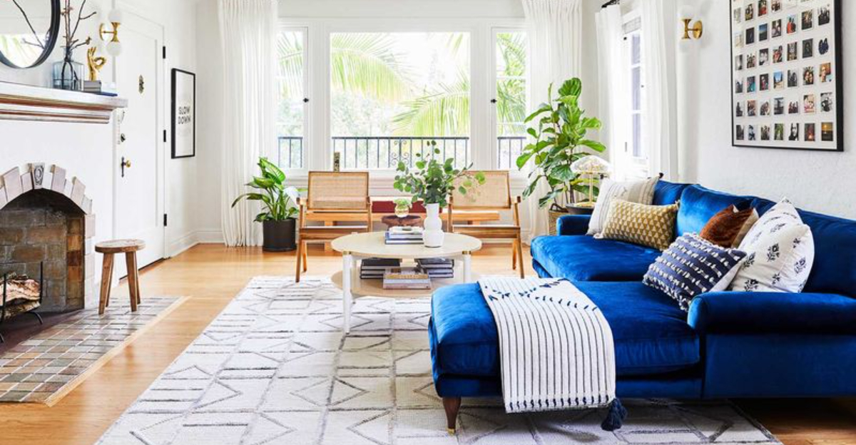 26 Living Room Design Tweaks That Feel Custom (But Aren't Pricey) - Decor Hint 26 Living Room Design Tweaks That Feel Custom But Arent Pricey - Decor Hint
