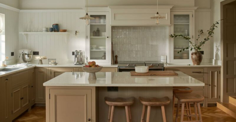 4 Kitchen Colors Designers Say You Should Try In Winder Homes + 5 More Gorgeous Hues To Keep In Mind