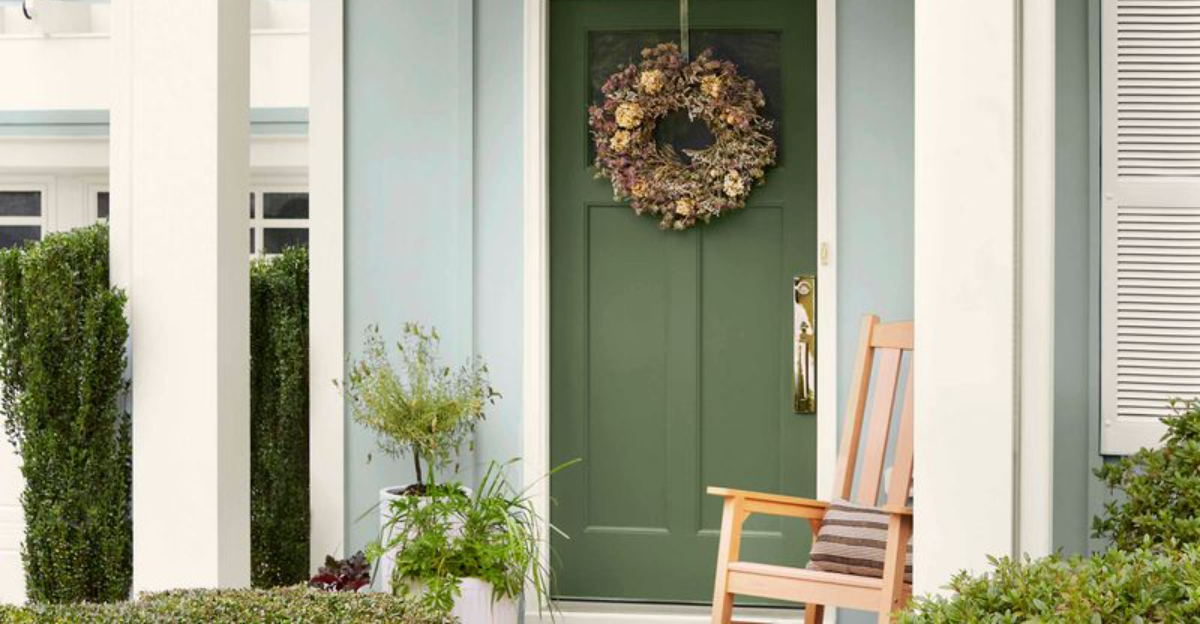 4 Southern-Chic Touches In Cary Homes That Are Trending Again (Plus 2 That Never Faded) - Decor Hint 4 Southern Chic Touches In Cary Homes That Are Trending Again Plus 2 That Never Faded - Decor Hint