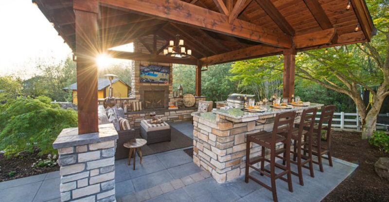 7 Porch And Patio Trends Still Thriving In Washington And 4 On The Way Out
