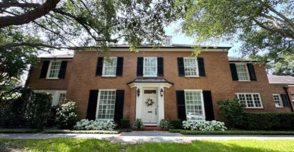 7 Timeless Exterior Designs Inspired By Old Houston Neighborhoods Plus 3 You Shouldnt Miss - Decor Hint
