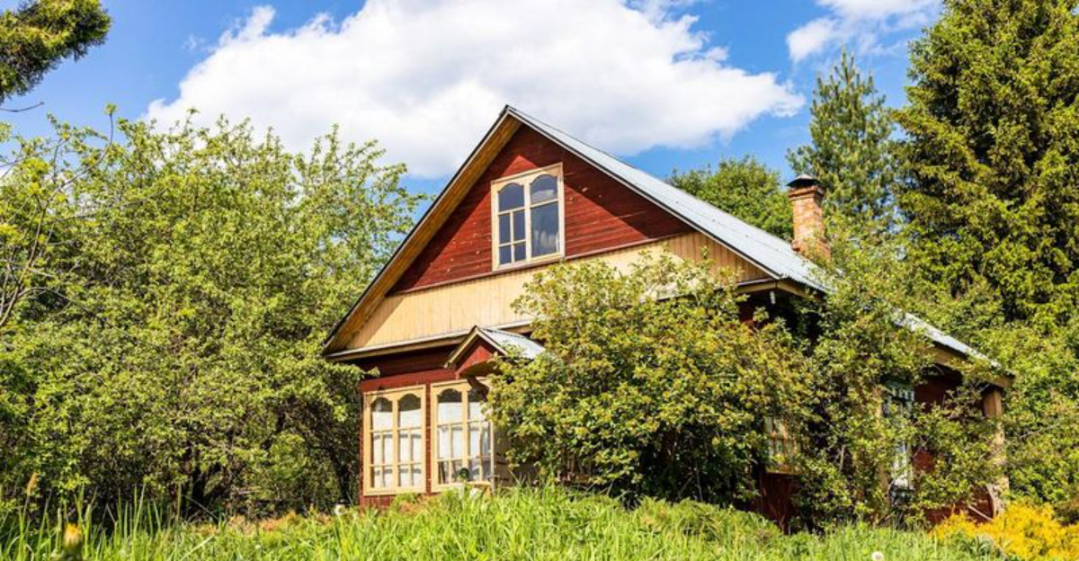 8 Home Exterior Mistakes That Designers Want You To Quit Making - Decor Hint 8 Home Exterior Mistakes That Designers Want You To Quit Making - Decor Hint