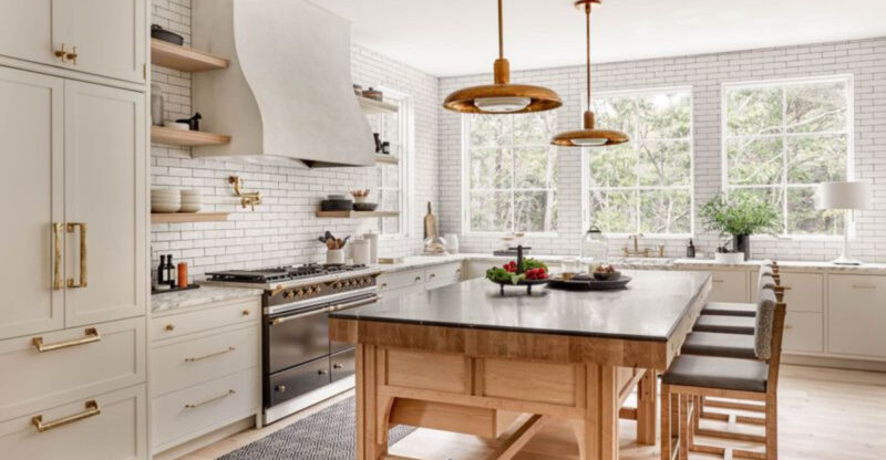 8 Kitchen Colors Fading Fast In Yuma And 2 That Always Feel Fresh