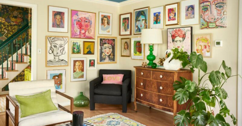 8 Things Making Your Living Room Look Cluttered